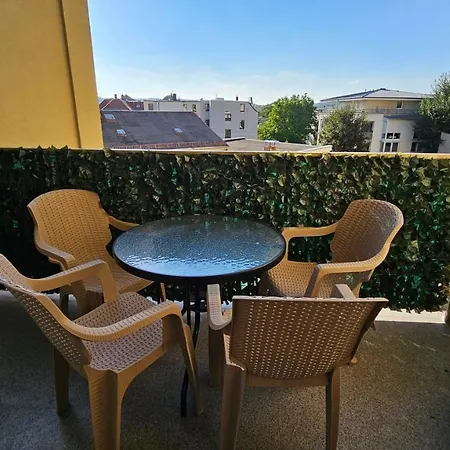 Διαμέρισμα Dreamzzz 130m2 Designerwohnung Mit 2 Baedern Γκέρα