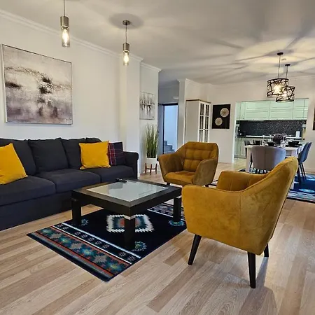 Dreamzzz 130m2 Designerwohnung Mit 2 Baedern Гера