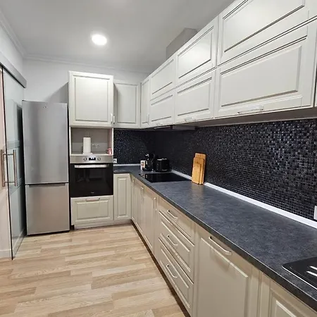 Dreamzzz 130m2 Designerwohnung Mit 2 Baedern Γκέρα