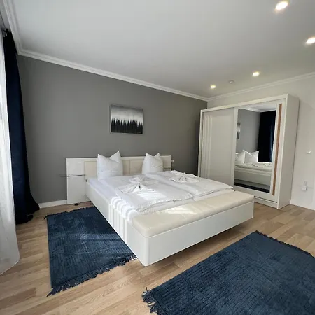 Dreamzzz 130m2 Designerwohnung Mit 2 Baedern * Γκέρα