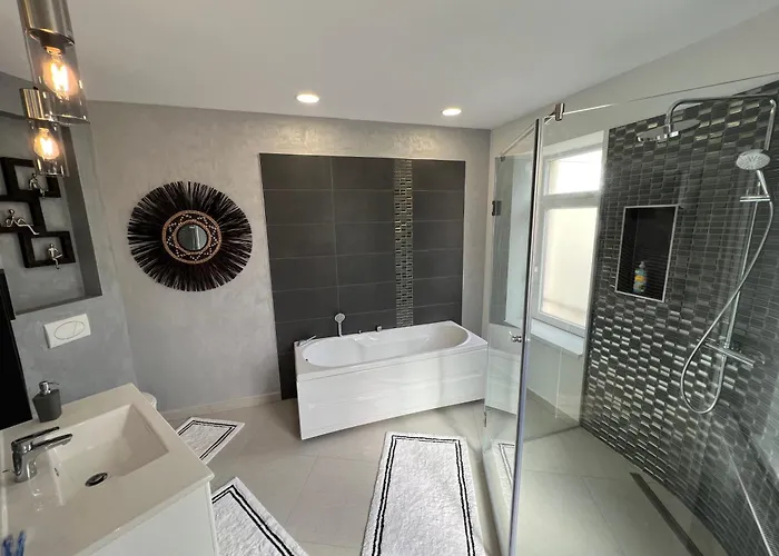 Appartement Dreamzzz 130m2 Designerwohnung Mit 2 Baedern *